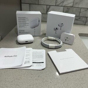 Apple AirPods Pro with Charging Case
